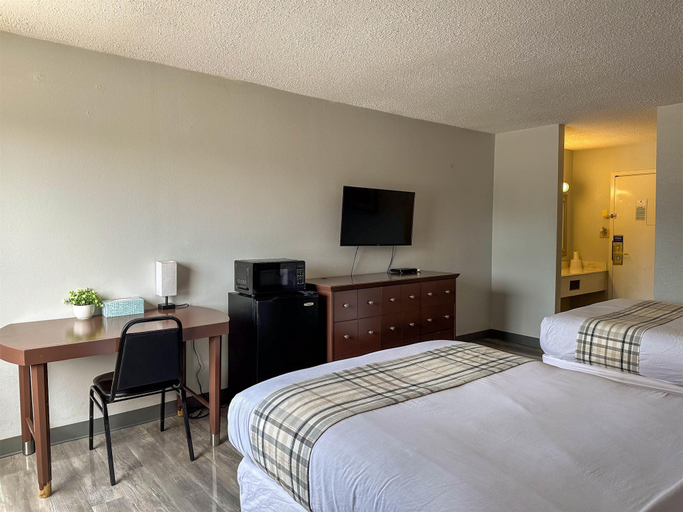 Bedroom 3, Motel 6 Rochester, NY - Airport, Monroe