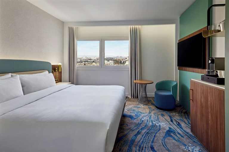 Bedroom 1, Le Méridien Paris Arc De Triomphe, Paris