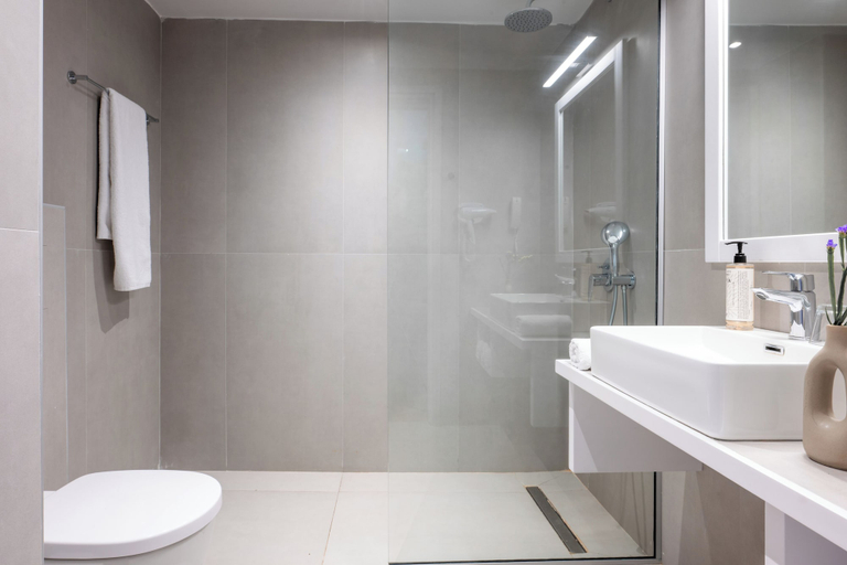 Bathroom 4, Mare Village, Crete