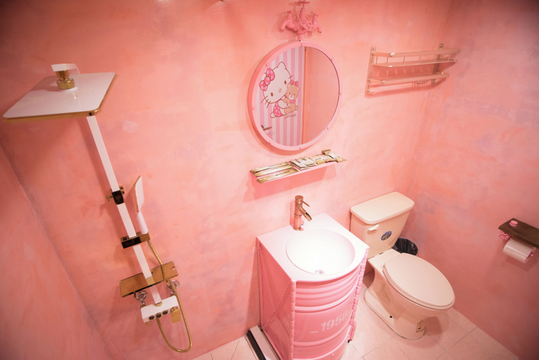 Bathroom 3, Hexing Hotel, Penghu