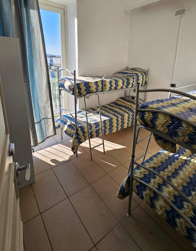 Bedroom 3, Seven Hostel, Napoli