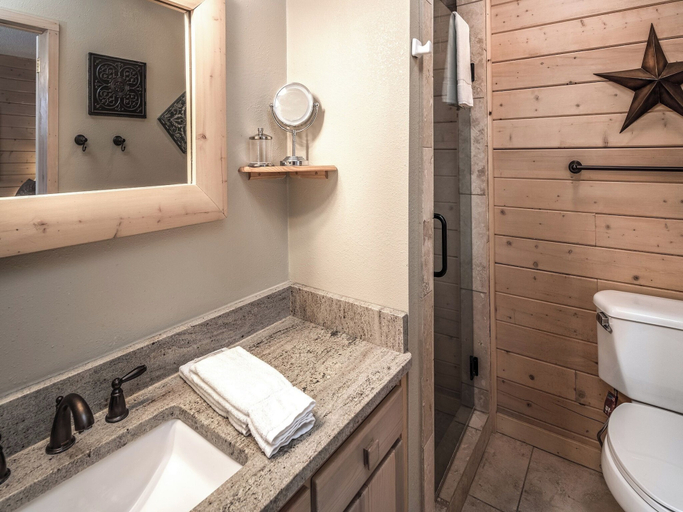 Bathroom 3, Wine N Pines by Ruidoso Vacation Rentals, Lincoln