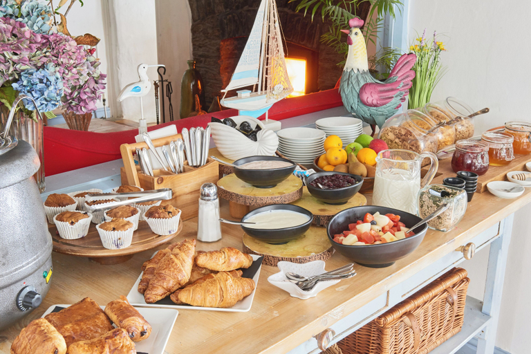 Food & Drinks 5, The Lugger Hotel, Cornwall