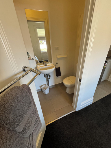 Bathroom 3, Allawah Bendigo, Gr. Bendigo - Central