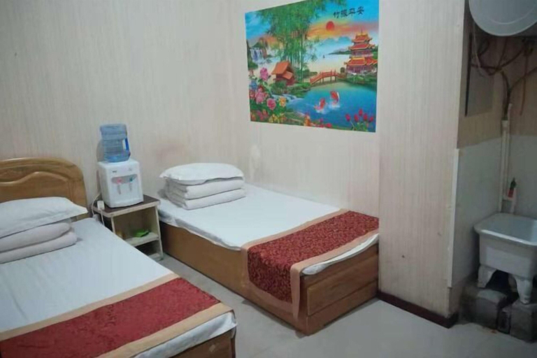 Bedroom 4, Longcheng Hotel, Luliang