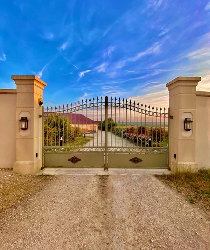 Exterior & Views 2, La Villa Mellifera, Marne