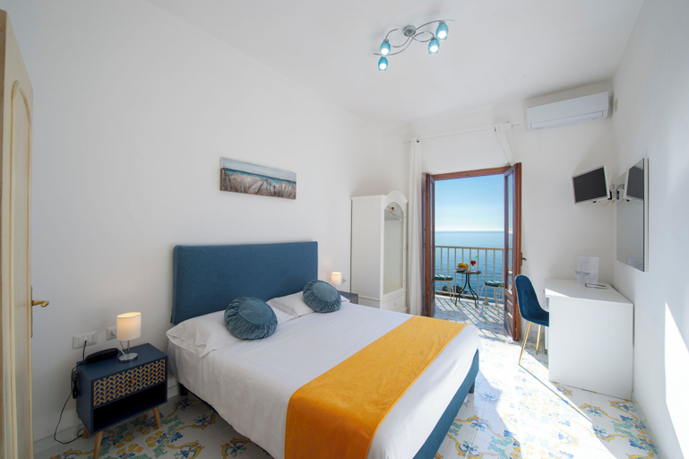 Bedroom 4, Villa Bella Vista, Salerno