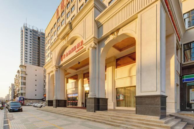 Exterior & Views 2, Vienna International Hotel (Gaoxin Keji Road Metro Station Store), Xi'an