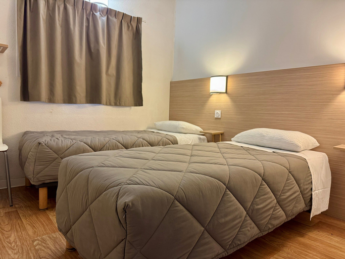 Bedroom 3, Premiere Classe RENNES SUD EST, Ille-et-Vilaine