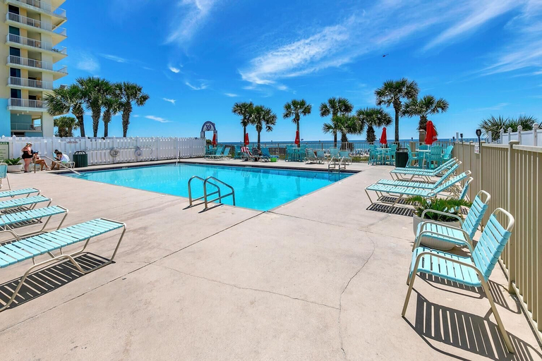 Sport & Beauty 4, Gulf Highlands 220, Bay