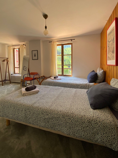 Bedroom 4, Au Bon Accueil, Isère