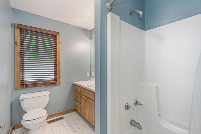 Bathroom 3, Solar Delight by Taylor Made Deep Creek, Garrett