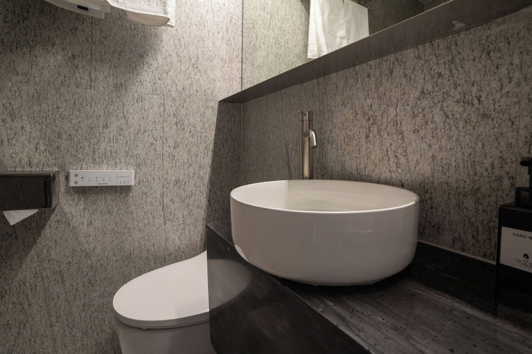 Bathroom 5, Hotel Tradiup by the Designers, Jongno