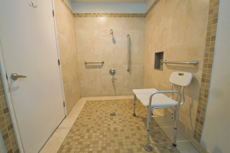 Bathroom 5, Welcome Inn, Riverside