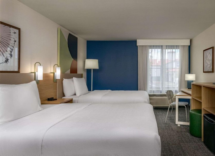 Bedroom 4, Spark by Hilton Louisville Airport, Jefferson