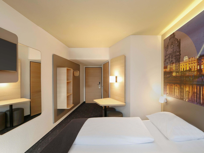Bedroom 4, B&B Hotel Berlin City-West, Berlin