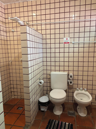 Bathroom 4, Numa Boa Hostel, Armação dos Búzios