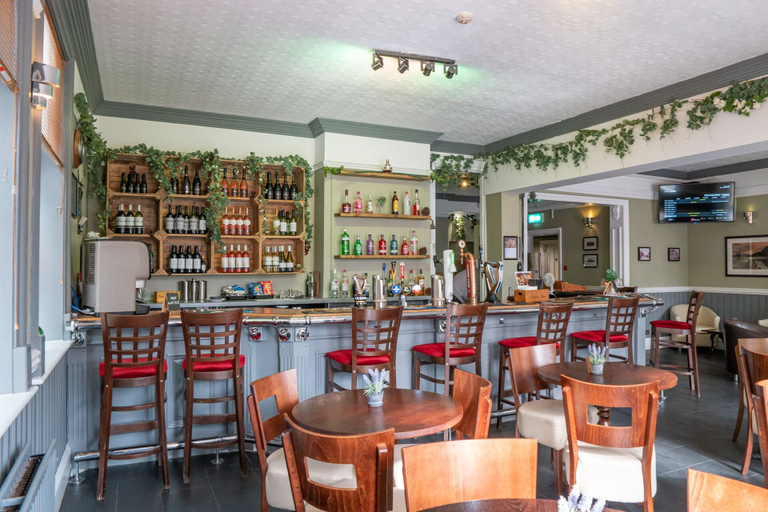 Food & Drinks 5, Shurland Hotel, Kent