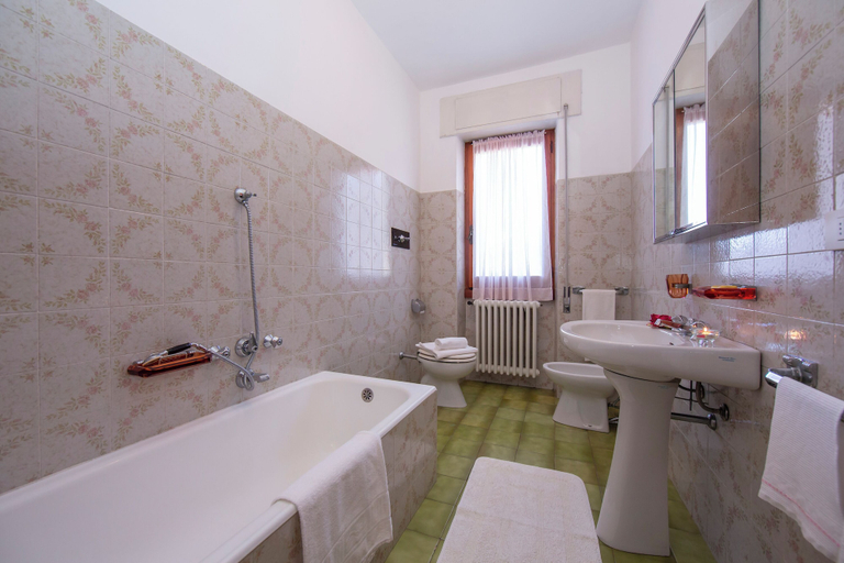 Bathroom 3, La Verbanina, Verbano-Cusio-Ossola