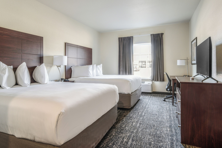 Bedroom 2, Cobblestone Hotel & Suites - Newport, Jackson