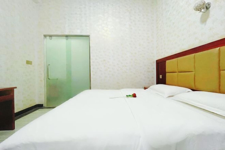 Bedroom, Yuanmengyuan Hotel, Wenshan Zhuang and Miao