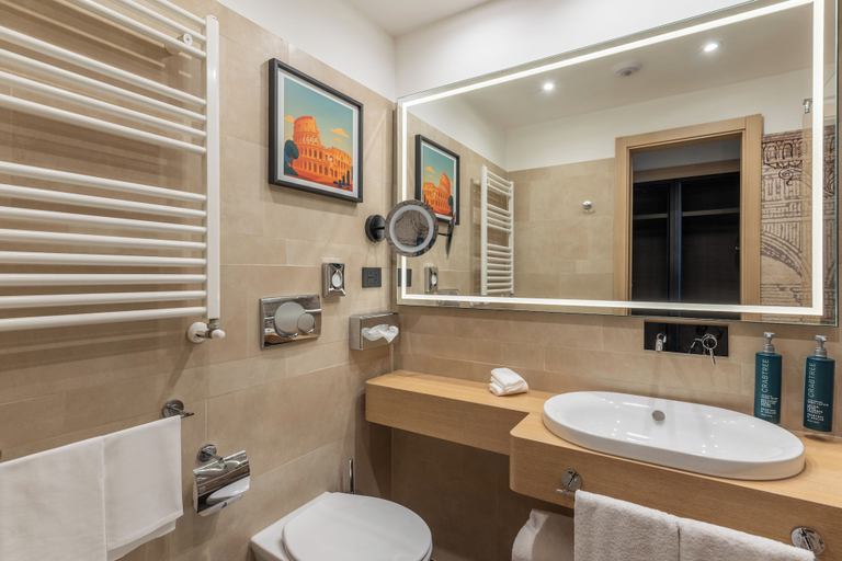 Bathroom 4, Hilton Garden Inn Rome Colosseum, Rome