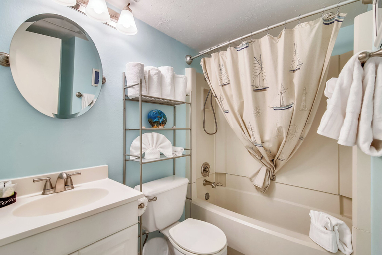 Bathroom, Saltwater Paradise by Ryson Vacation Rentals, Galveston