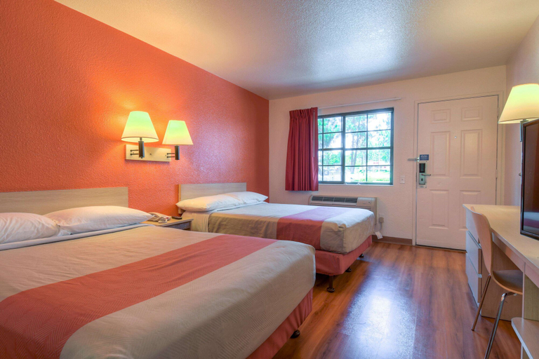 Bedroom 3, Motel 6 San Dimas, CA - Los Angeles, Los Angeles