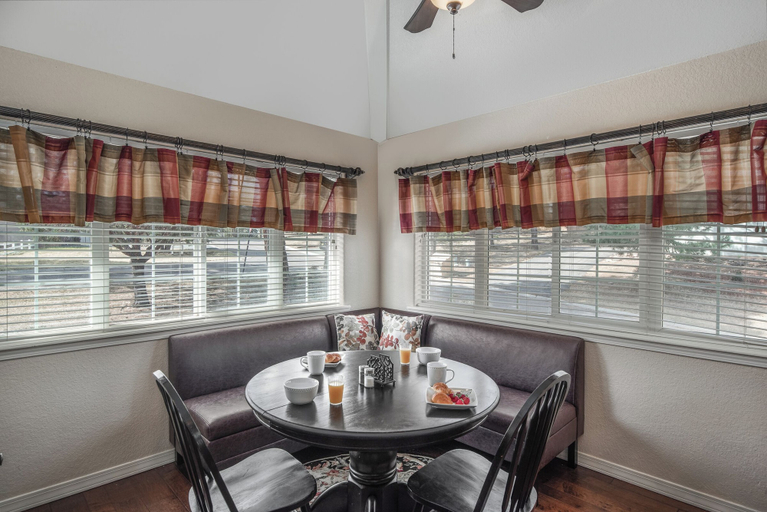 Food & Drinks, Mountain Soiree by Ruidoso Vacation Rentals, Lincoln