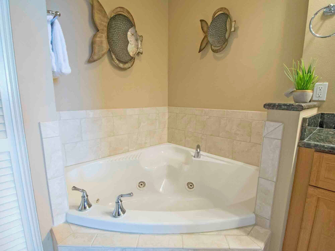 Bathroom 5, Azure #317 by Southern Vacation Rentals, Okaloosa