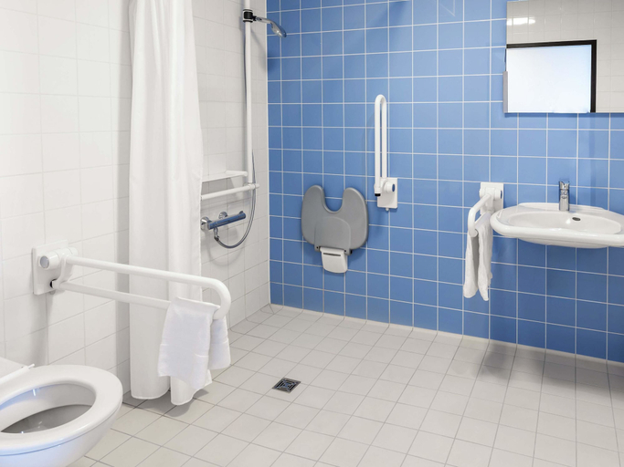 Bathroom 5, B&B HOTEL Fulda-City, Fulda
