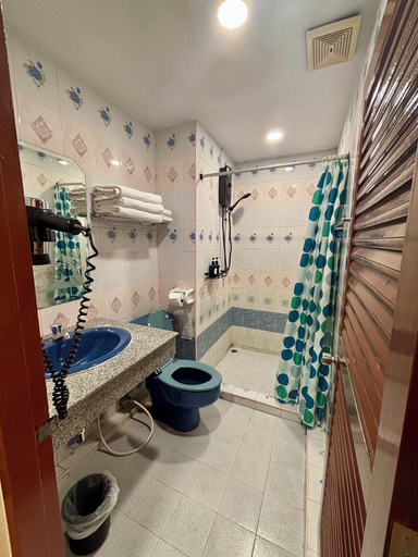 Bathroom 4, Ban Chanchay, Hua Hin