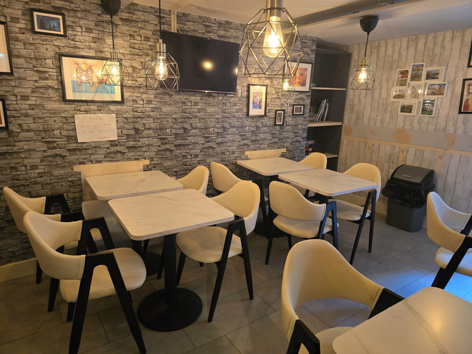 Food & Drinks 5, KGT House, Dublin