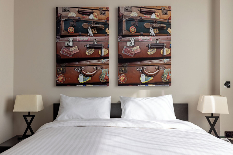 Bedroom 2, Hotel Xanadu, London