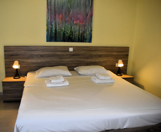 Bedroom 3, Eden Beach Hotel, Crete