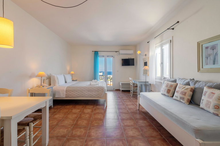 Bedroom 3, Aeolos Hotel, South Aegean