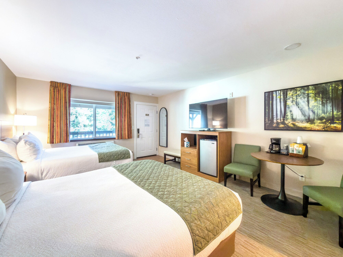 Bedroom 3, Carson Hot Springs Resort, Skamania