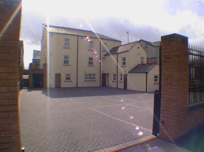 Exterior & Views, Earle House Serviced Apartments, Cheshire East