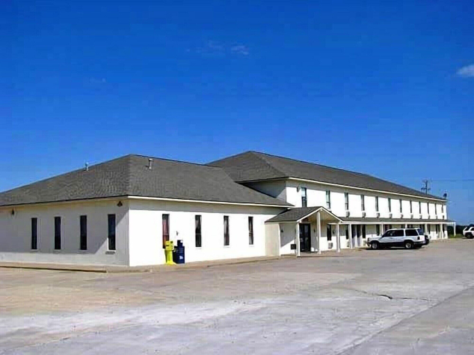Exterior & Views 2, Motel 6 South Haven, KS, Sumner