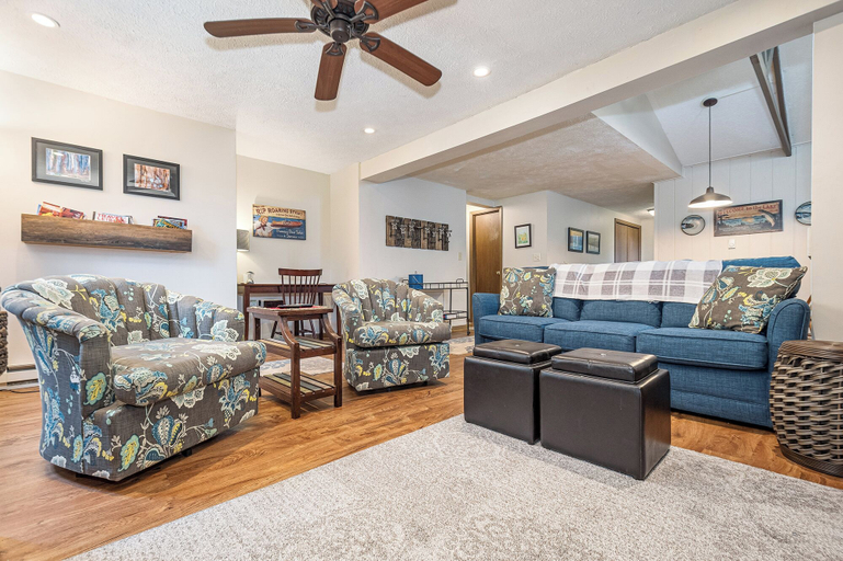 Others 5, Cub House by Taylor Made Deep Creek, Garrett
