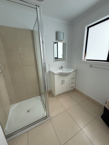 Bathroom 4, Heyfield Motel & Apartments, E. Gippsland - Bairnsdale