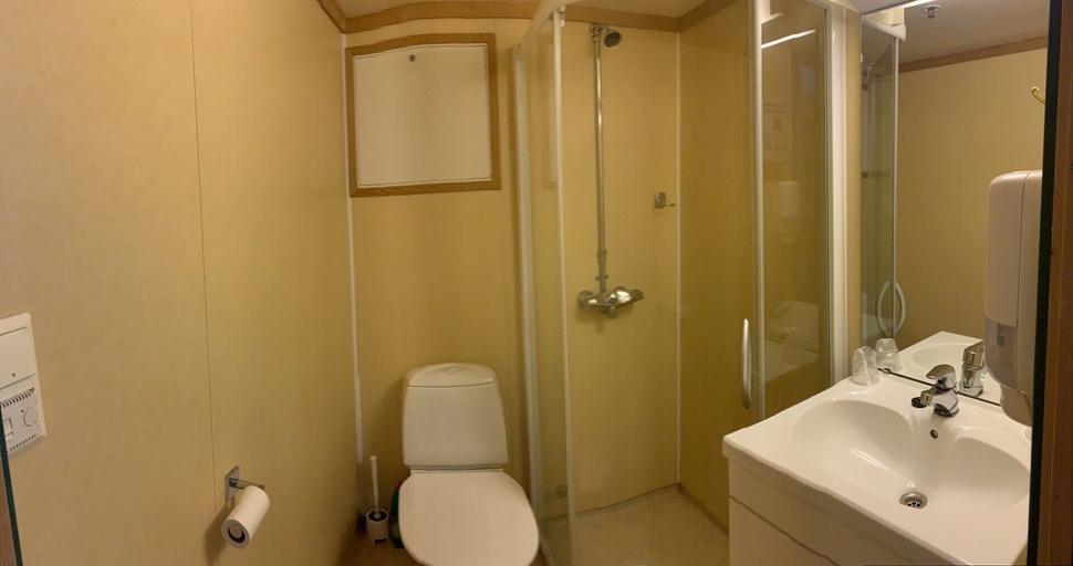 Bathroom 3, Kårdal Fjellstove, Voss