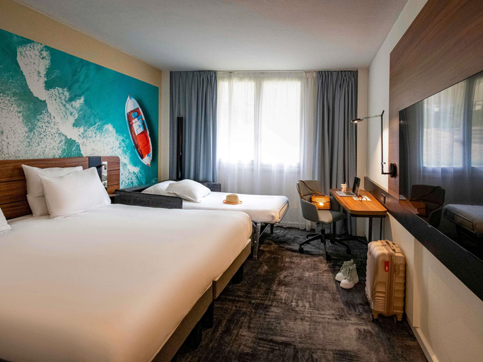Bedroom 4, Novotel Antibes Sophia Antipolis, Alpes-Maritimes