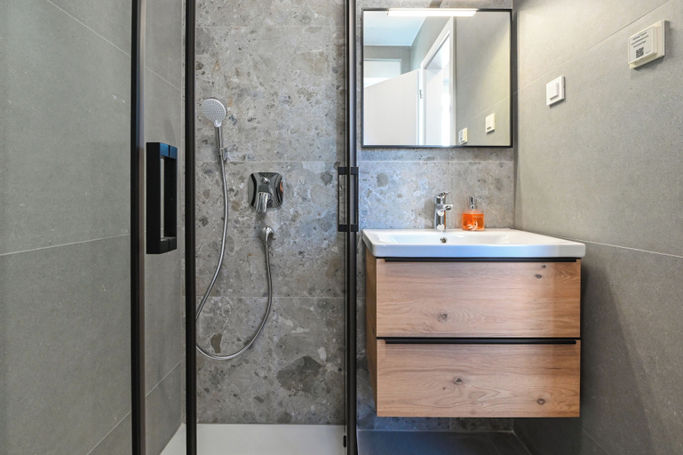 Bathroom 4, Smash A - Apartments with Private Heated Pool, Novalja