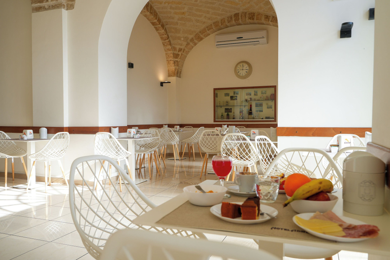 Food & Drinks 5, Hotel Adria, Bari