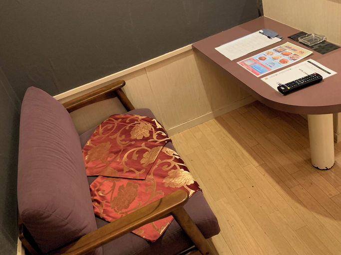 Others 5, joygarden - Adults Only, Karatsu