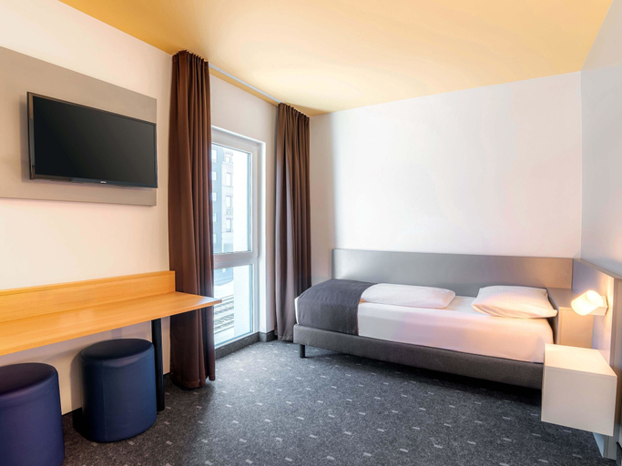 Bedroom 4, B&B Hotel Stuttgart-Bad Cannstatt, Stuttgart