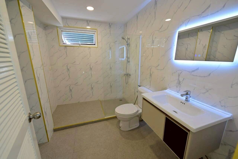 Bathroom 4, Abacus Villa, Pattaya