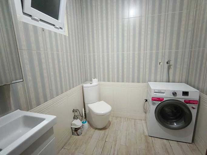 Bathroom 5, Royal Garden Suite and Hotel, Şişli