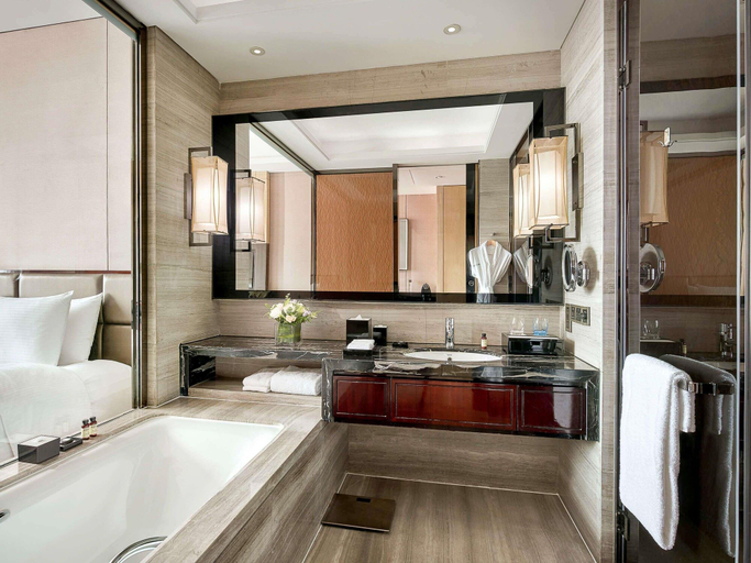 Bathroom 5, Pullman Weifang, Weifang